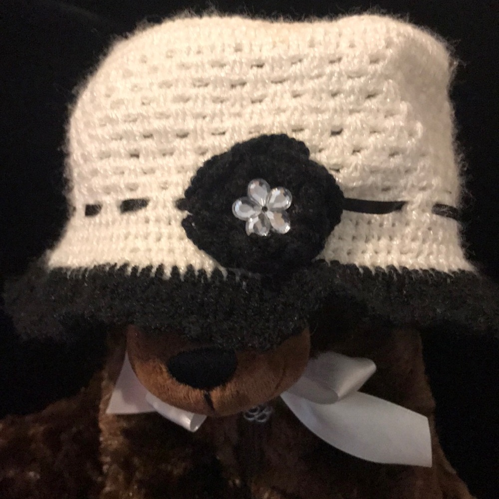 Hat - Picture 9 of 12